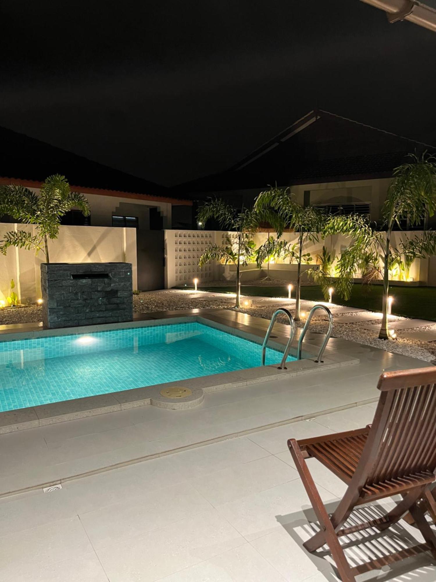Home In Terengganu With Private Pool Kuala Terengganu Exterior photo